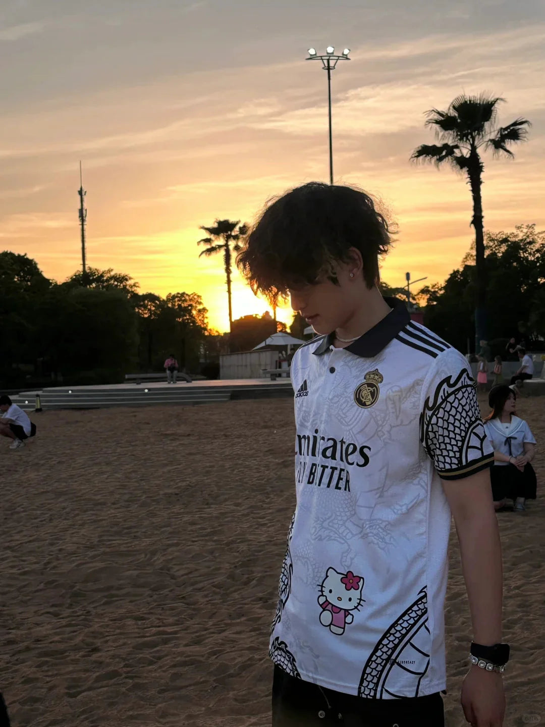 Real Madrid Hello Kitty Dragon Jersey - Xokool