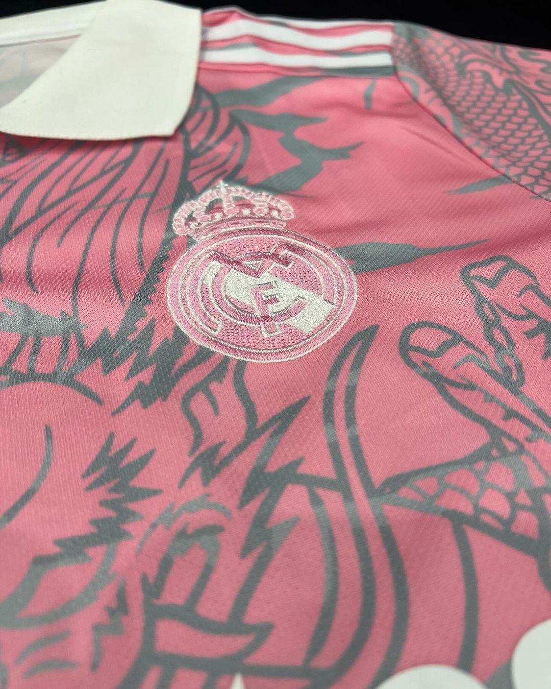 Real Madrid Hello Kitty Dragon Jersey - Xokool